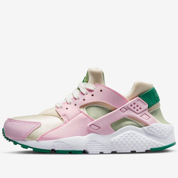 Nike Huarache Run SE (GS) "Strawberry Shortcake". Brand new. Womens Size: 8. - Picture 1 of 8
